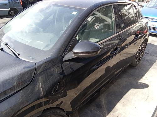 Used Left front door Left front door PEUGEOT 208 II (UB_, UP_, UW_, UJ_) 1.2 PureTech 100 (101 hp) 40614066 40614066