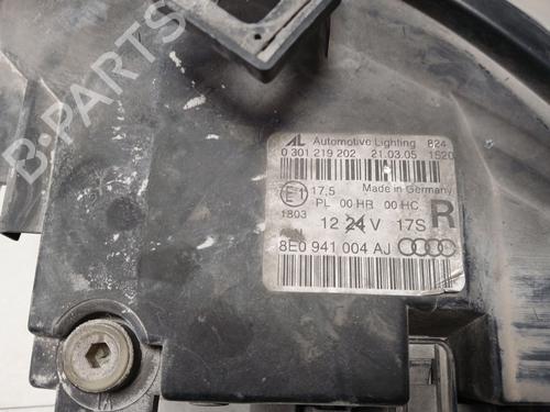 Right headlight AUDI A4 B7 (8EC) 2.0 TDI 16V | BP25900286C29 