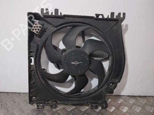 Used Radiator fan RENAULT CLIO III (BR0/1, CR0/1) 1.2 16V (BR02, BR0J, BR11, CR02, CR0J, CR11) (75 hp) 9153762