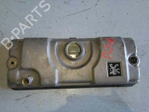 Used Valve cover CITROËN XSARA (N1) 1.6 i (88 hp) 14248730