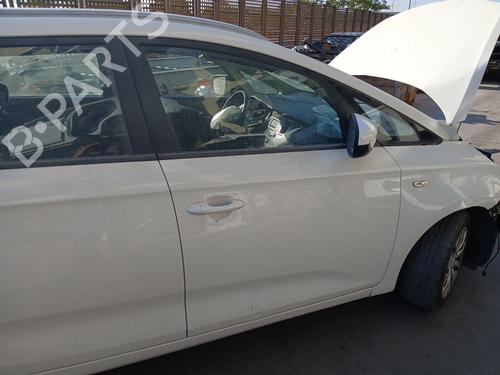 Used Right front door KIA CARENS IV 1.7 CRDi (116 hp) 27838628