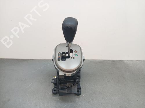 Used Gear lever TOYOTA YARIS (_P9_) [2005-2014]  15736420