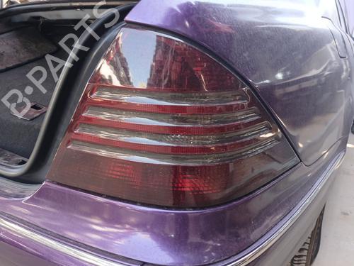 Used Right taillight MERCEDES-BENZ S-CLASS (W220) S 320 (220.065, 220.165) (224 hp) 27869646