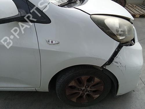 Used Right front fenders Right front fenders 37670645 37670645