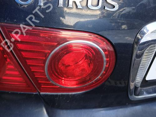 left-tailgate-light-kia-opirus-gh-2003-2004-2005-2006-2007-2008-2009-2010-2011-2012-24956817 main image