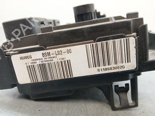 Fuse box PEUGEOT 407 (6D_) 2.0 (6DRFNB, 6DRFNE) | BP30176126E1