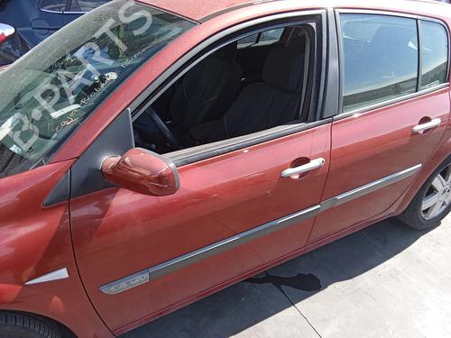 Used Left front door Left front door RENAULT MEGANE II (BM0/1_, CM0/1_) 1.4 16V (BM0B, CM0B) (98 hp) 39904227 39904227