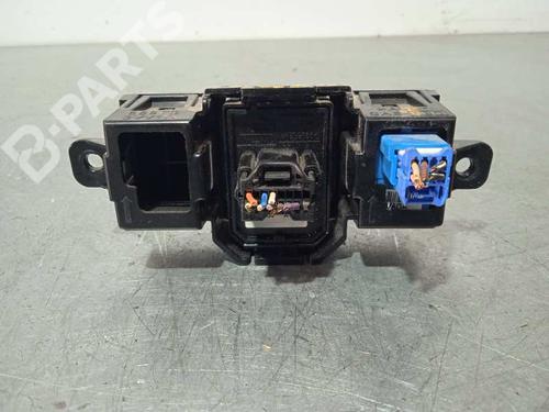 Mirror switch NISSAN NOTE (E12) 1.2 | BP8195234I25 