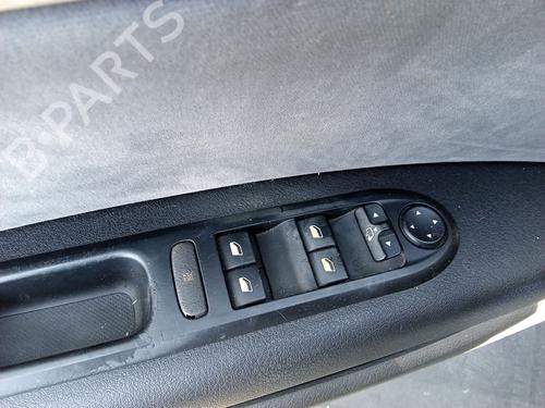 Used Left front window switch Left front window switch PEUGEOT 407 (6D_) 1.6 HDi 110 (6D9HZC, 6D9HYC) (109 hp) 39961411 39961411