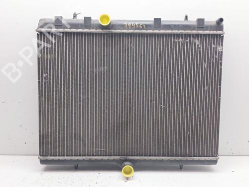 Used Water radiator Water radiator 37072943 37072943