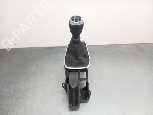 Used Gear lever Gear lever RENAULT CAPTUR II (HF_) LPG (HFMT) (101 hp) 39530801 39530801