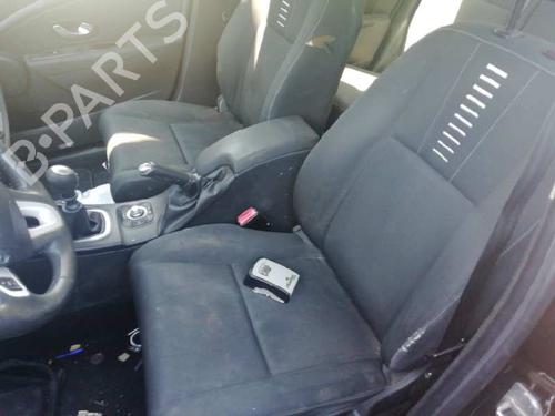 Fuse box RENAULT MEGANE III Grandtour (KZ0/1) 1.5 dCi (KZ09, KZ0D, KZ1G, KZ29, KZ14, KZ1W, KZ10, KZ1F,... | BP21192632E1 