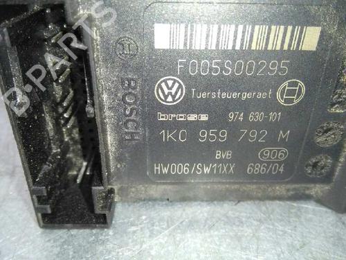 Right front window motor SEAT LEON (1P1) 1.6 | BP5946054E20 