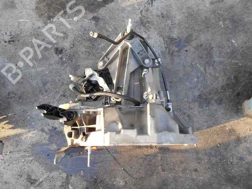 Used Gearbox RENAULT CLIO III Grandtour (KR0/1_) 1.5 dCi (KR0F) (86 hp) 2418866