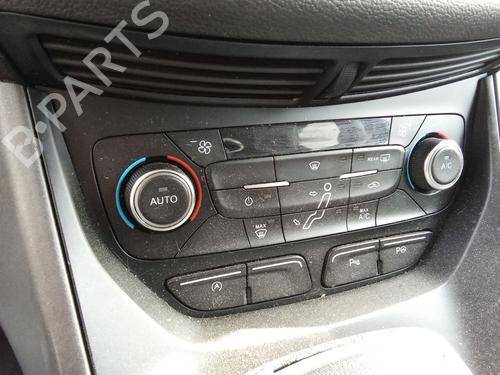 Used Climate control Climate control 37496037 37496037