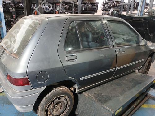 Brugte RENAULT CLIO I (B/C57_, 5/357_) 1.4 4936982