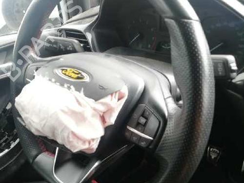 Used Steering wheel FORD FIESTA VII (HJ, HF) 1.0 EcoBoost (140 hp) 15106090