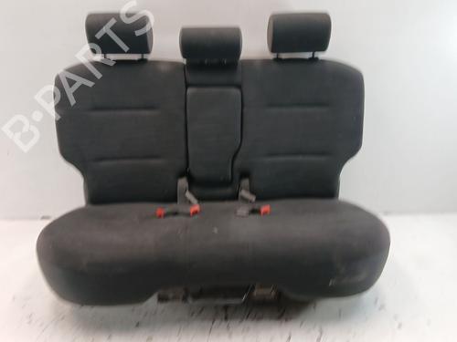rear-seat-nissan-cube-z12-2007-27296299 main image