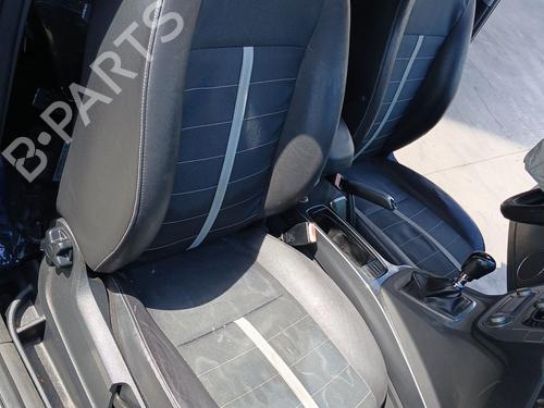 Used Right front seat FORD KUGA I 2.0 TDCi (140 hp) 29158797