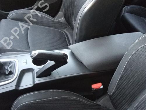 armrest-center-console-renault-megane-iv-hatchback-b9amn_-2015-39992739 main image