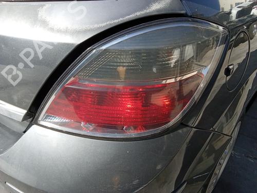 Used Right taillight Right taillight OPEL ASTRA H (A04) 1.4 (L48) (90 hp) 40458447 40458447