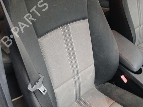 Used Right front seat BMW X1 (E84) sDrive 18 d (143 hp) 30750454