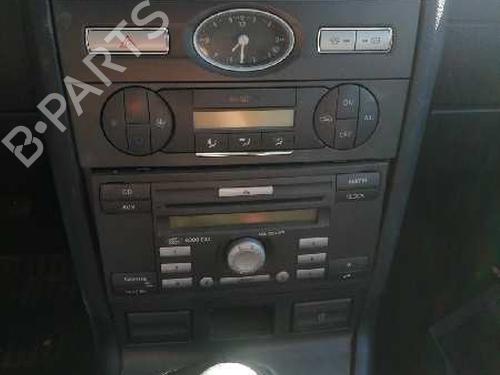 Left taillight FORD MONDEO III (B5Y) 1.8 16V | BP7204129C34 