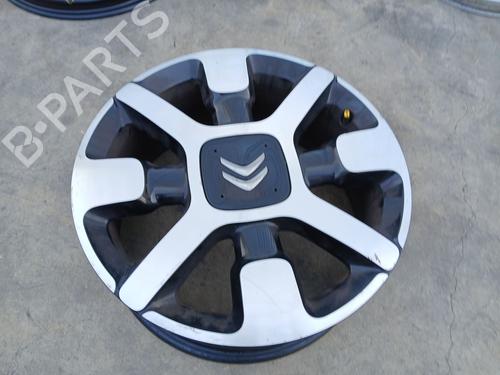 rim-citroen-c4-cactus-2014-37873030 main image