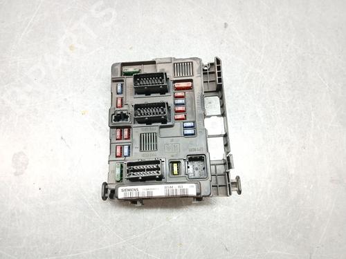 Used Fuse box CITROËN C2 (JM_) 1.1 (60 hp) 30544371