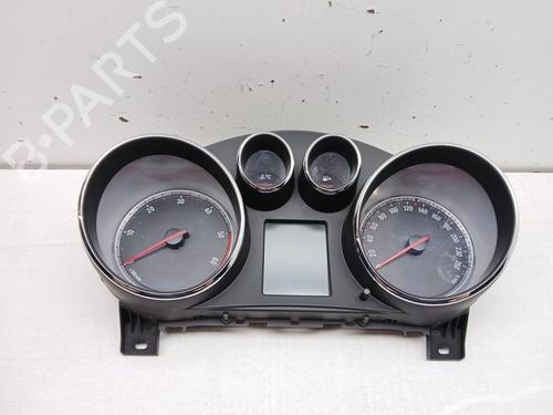 Used Instrument cluster OPEL INSIGNIA A (G09) 2.0 CDTI (68) (131 hp) 28949119