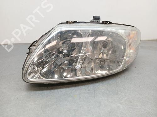 Used Left headlight CHRYSLER VOYAGER IV (RG, RS) 2.5 CRD (141 hp) 30570379