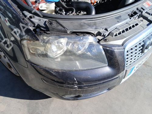 Used Right headlight AUDI A3 (8P1) 1.9 TDI (105 hp) 30570366