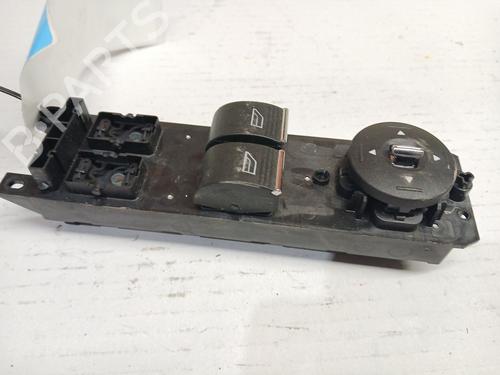 Used Left front window switch FORD FIESTA VI (CB1, CCN) [2008-2017]  17703466