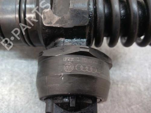Injector VW TOUAREG (7LA, 7L6, 7L7) 2.5 R5 TDI | BP18236404M100 