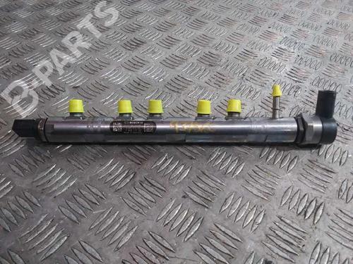 Used Injection rail Injection rail BMW 1 (E81) 116 d (116 hp) 11181844 11181844