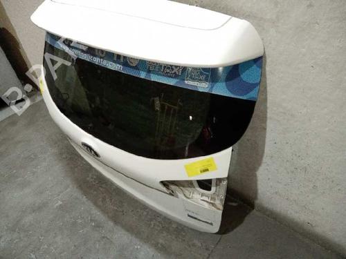 Tailgate KIA CARENS IV 1.7 CRDi | BP13382484C6 