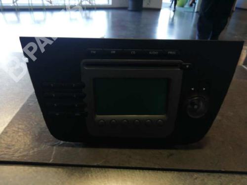 Used Radio SEAT TOLEDO III (5P2) [2004-2009]  5388651