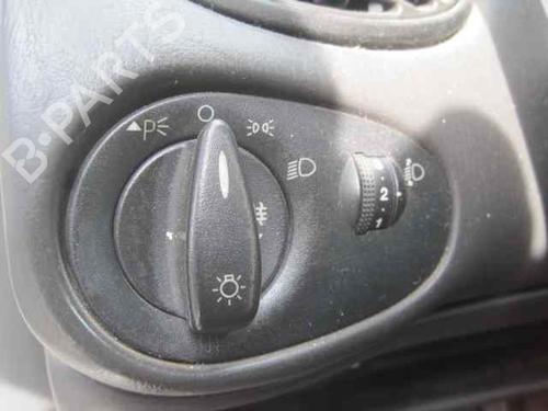 Front right lock FORD FOCUS I (DAW, DBW)  | BP2421796C97 