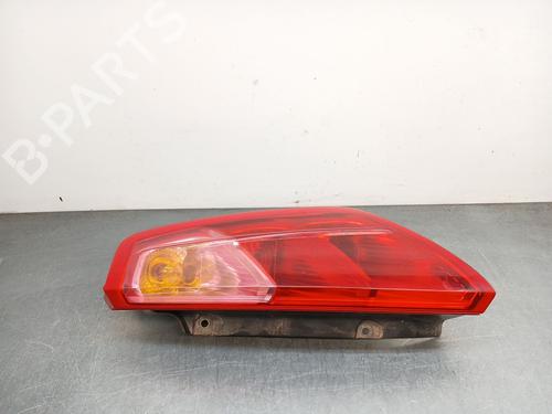 right-taillight-fiat-grande-punto-199_-2005-36566868 main image