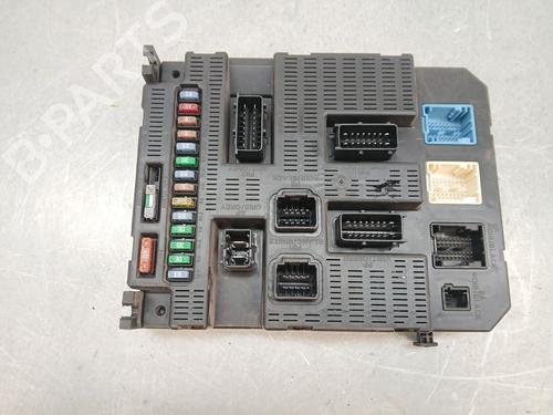 Used Fuse box Fuse box 36343679 36343679