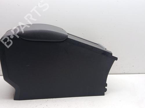 Accoudoir central VOLVO V60 I (155) D3 / D4 (163 hp) 32391897