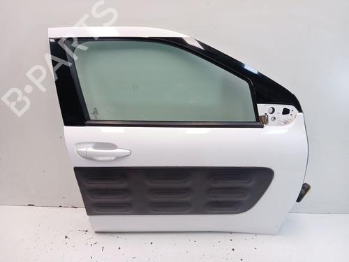 right-front-door-citroen-c4-cactus-2014-37874444 main image