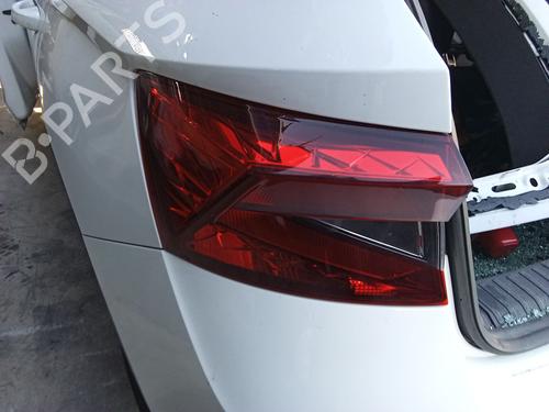 Used Left taillight Left taillight SKODA FABIA IV (PJ3) 1.0 TSI (95 hp) 40458473 40458473
