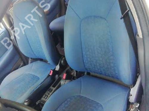Used Left front seat MERCEDES-BENZ A-CLASS (W168) A 140 (168.031, 168.131) (82 hp) 19310816