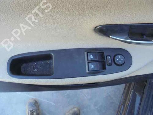 Left front window switch LANCIA YPSILON (312_) 1.3 D Multijet (312.YXE1A, 312.YXU1A) | BP12194893I27 - Image 21
