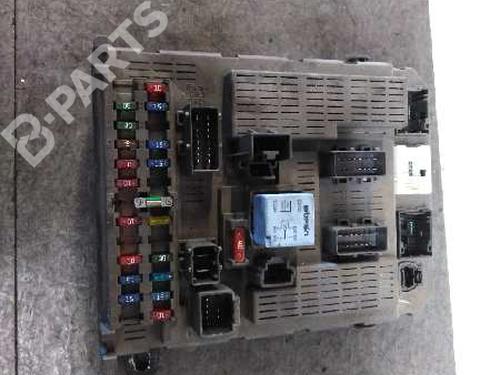 Used Fuse box CITROËN C5 I (DC_) 2.0 HDi (DCRHZB, DCRHZE) (109 hp) 3421564