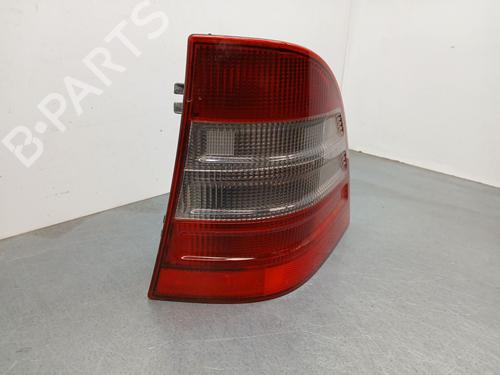 Right taillight MERCEDES-BENZ M-CLASS (W163) ML 270 CDI (163.113) | BP28357520C35