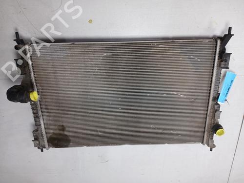 Used Water radiator CITROËN C4 Picasso II [2013-2025]  22315680
