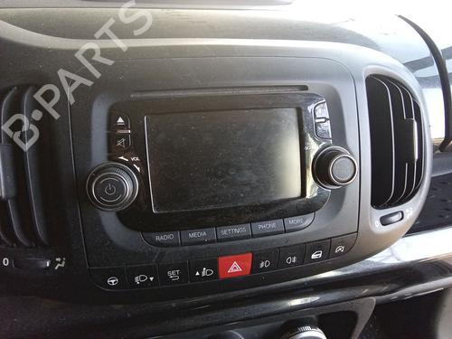 Auto-radio Auto-radio 38786677 38786677