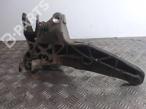 Used Right rear steering knuckle MINI MINI (R56) One (75 hp) 12097481